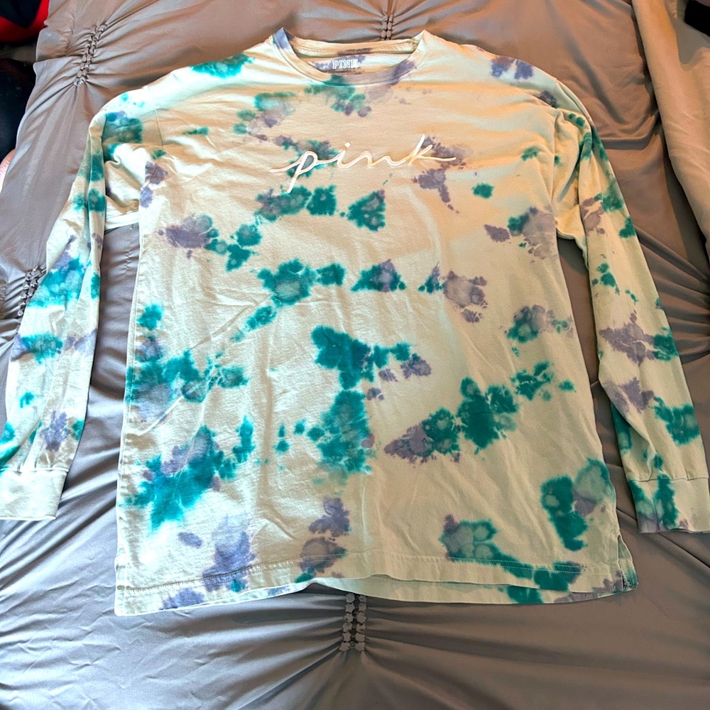 Tie dye Victoria’s Secret long-sleeved campus top